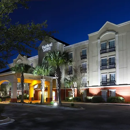 Fairfield Inn & Suites By Marriott Charleston North/Ashley Phosphate