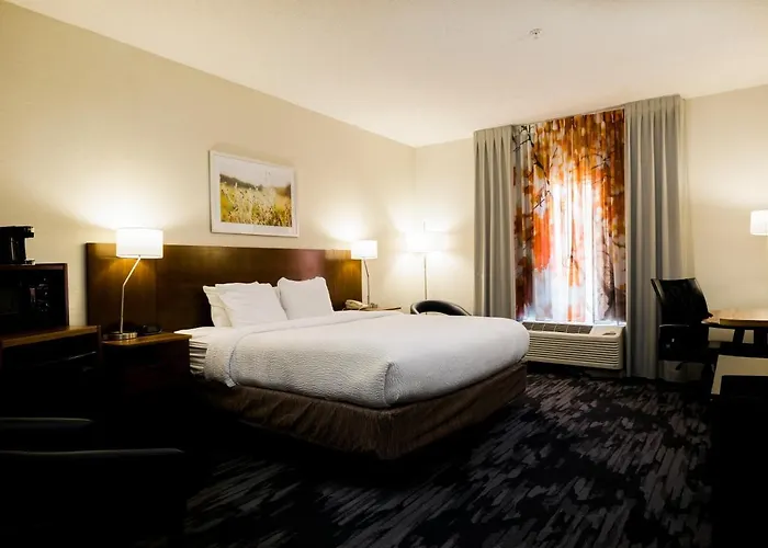 Hotel Fairfield & By Marriott Charleston North/ashley Phosphate