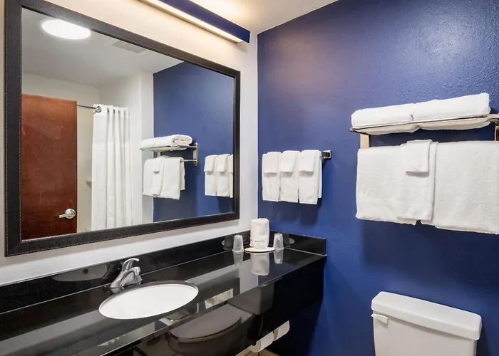 Fairfield & By Marriott Charleston North/ashley Phosphate Hotel North Charleston