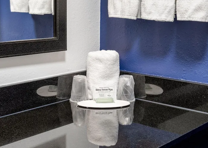 Fairfield & By Marriott Charleston North/ashley Phosphate Hotel North Charleston